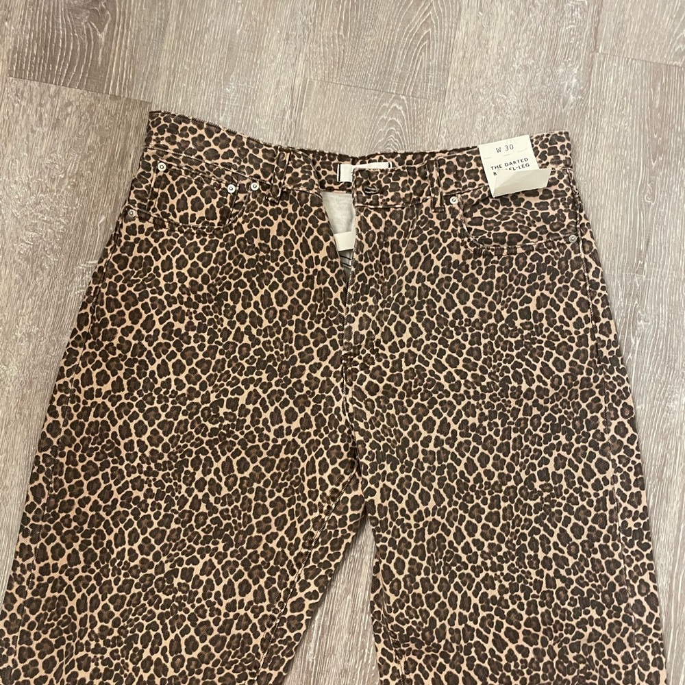 Madewell Leopard Print Barrel Jeans - Picture 11 of 11